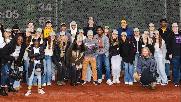 匹兹堡明日领袖团 活动