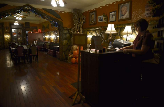 格兰特酒吧 内部